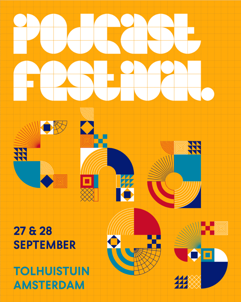 Artwork van het Podcastfestival, gele rasterachtergrond met de letters chaos die kleurrijk zijn ingekleurd. De tekst op de afbeelding is: Podcast festival. 27 & 28 september, Tolhuistuin Amsterdam